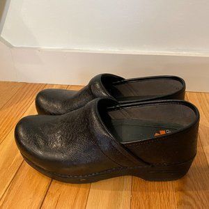 Dansko XP Shoes